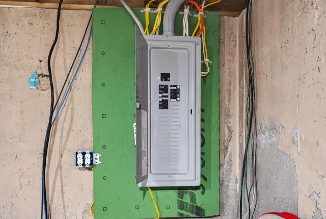 $429,900 | 140 Clifford Road, Phippsburg, ME 04562