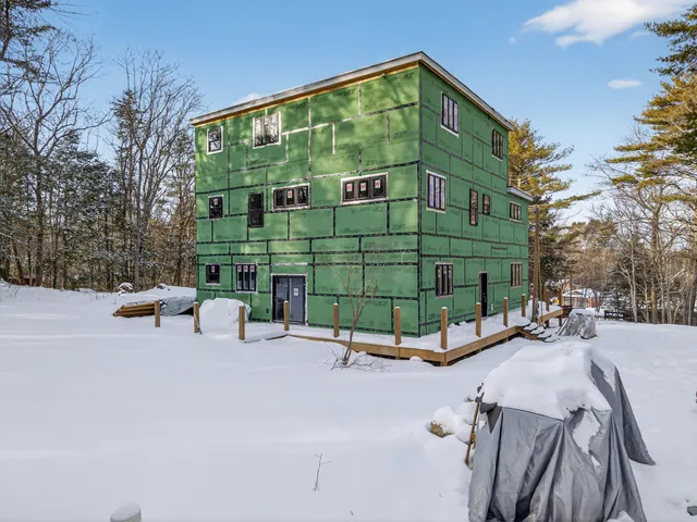 $429,900 | 140 Clifford Road, Phippsburg, ME 04562