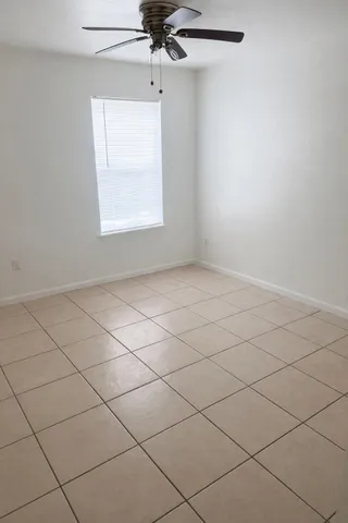 $1,800 | 2221 Timberwood Circle South, Tallahassee, FL 32304