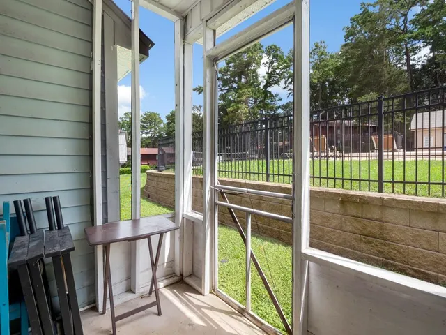 $1,800 | 2221 Timberwood Circle South, Tallahassee, FL 32304