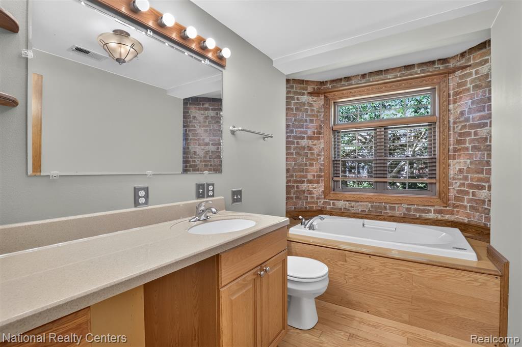 127 Albain Road Petersburg, MI 49270 - Photo 37 of 61 Gallery Image 37