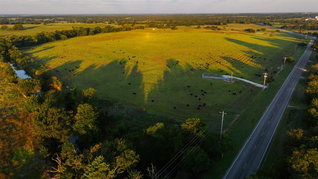 675 A Hundley Road Montague, TX 76251 - Photo 8 of 27 a view of an ocean from a balcony
