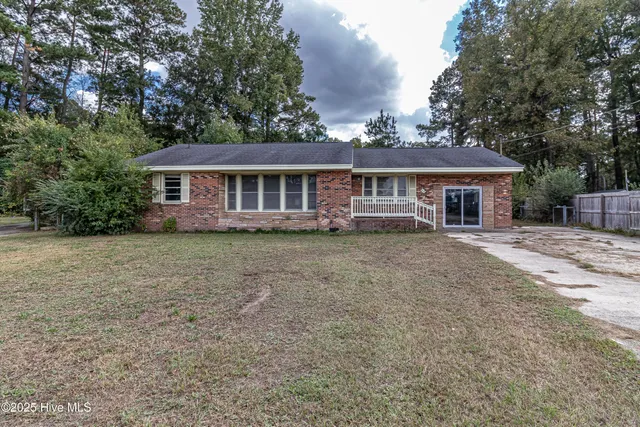 $155,000 | 212 Winslow Circle, Goldsboro, NC 27530