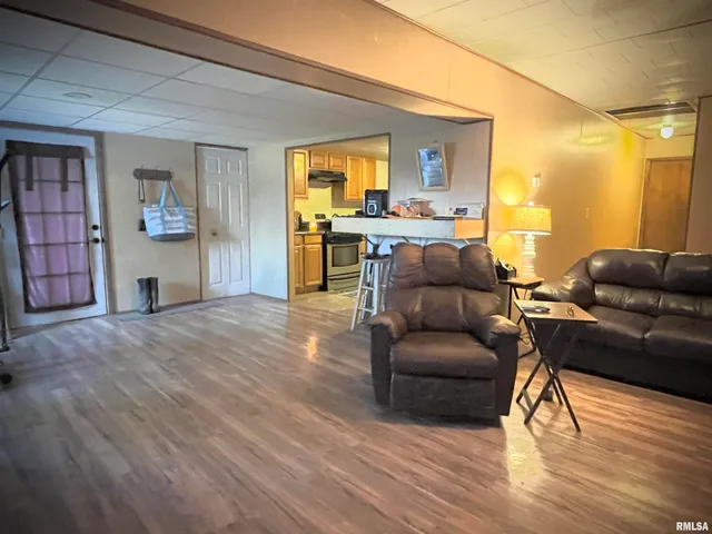 $94,900 | 225 Arrowhead Drive, Goreville, IL 62939