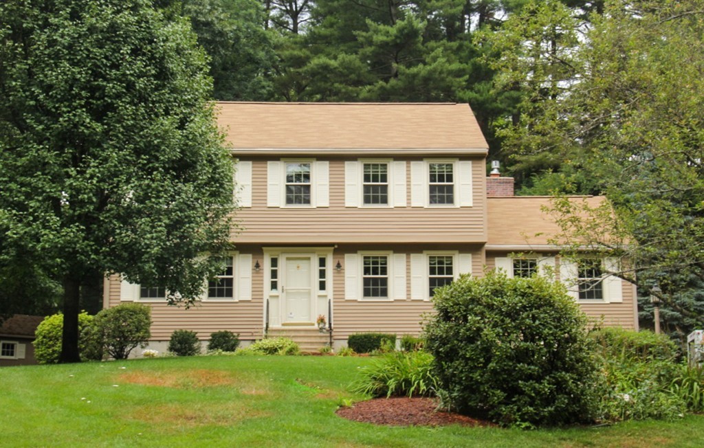 10 Hart Road Chelmsford, MA 01824 - Photo 3 of 20 Gallery Image 3