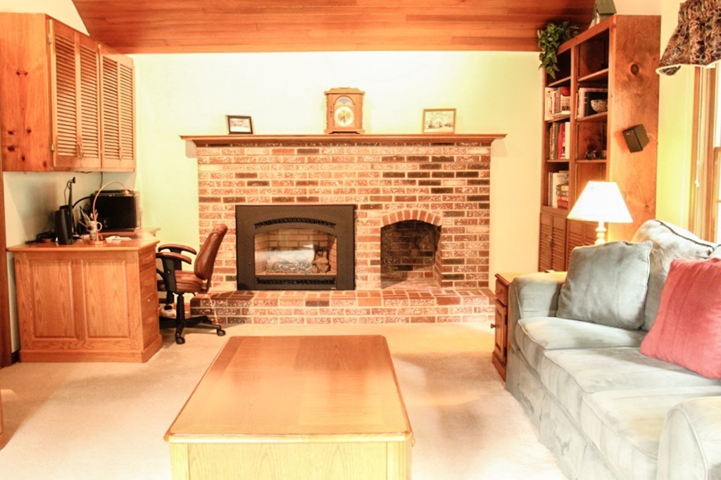 10 Hart Road Chelmsford, MA 01824 - Photo 8 of 20 Gallery Image 8