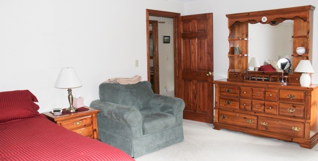 10 Hart Road Chelmsford, MA 01824 - Photo 9 of 20 Gallery Image 9