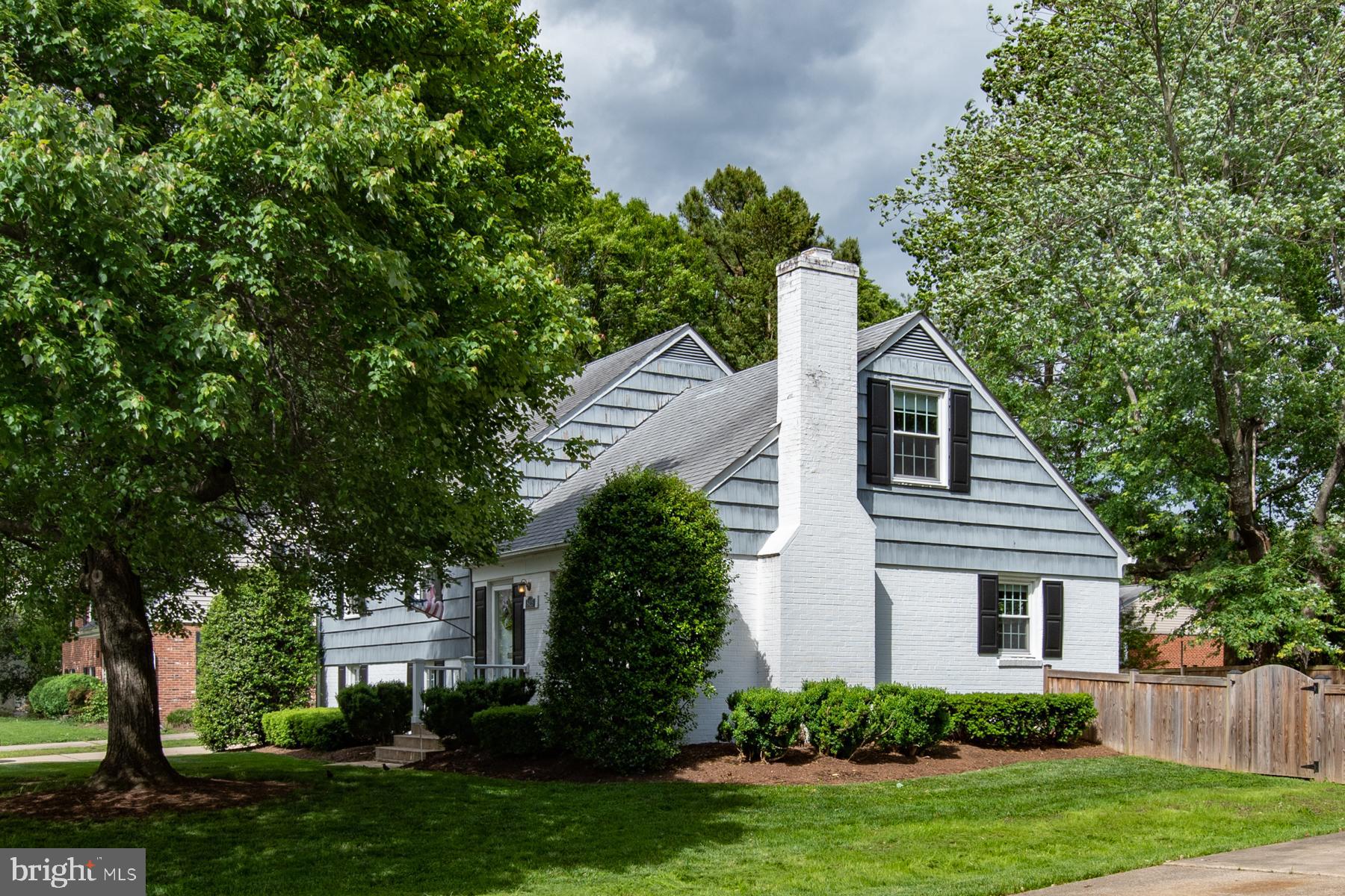 8425 Fort Hunt Road Alexandria, VA 22308 - Photo 19 of 24 well maintained exterior