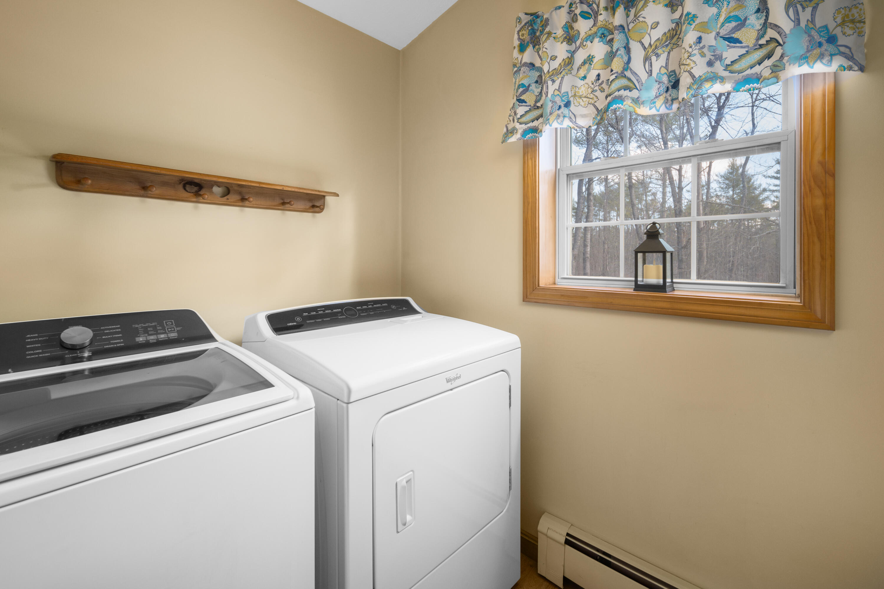 30 Great Works Estates Road North Berwick, ME 03906 - Photo 15 of 32 Laundry Half Bath-2