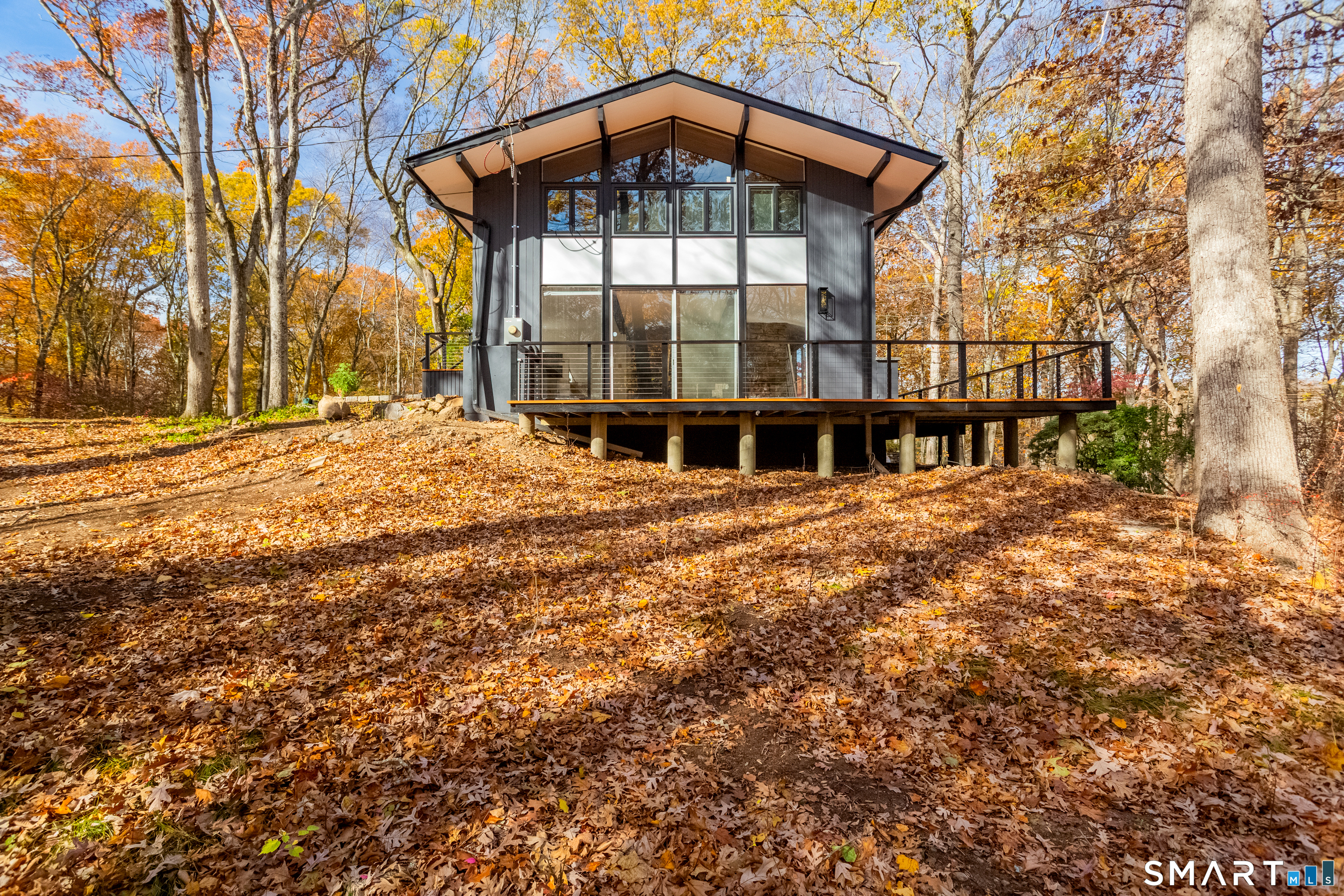 27 Hackberry Hill Road Weston, CT 06883 - Photo 2 of 39