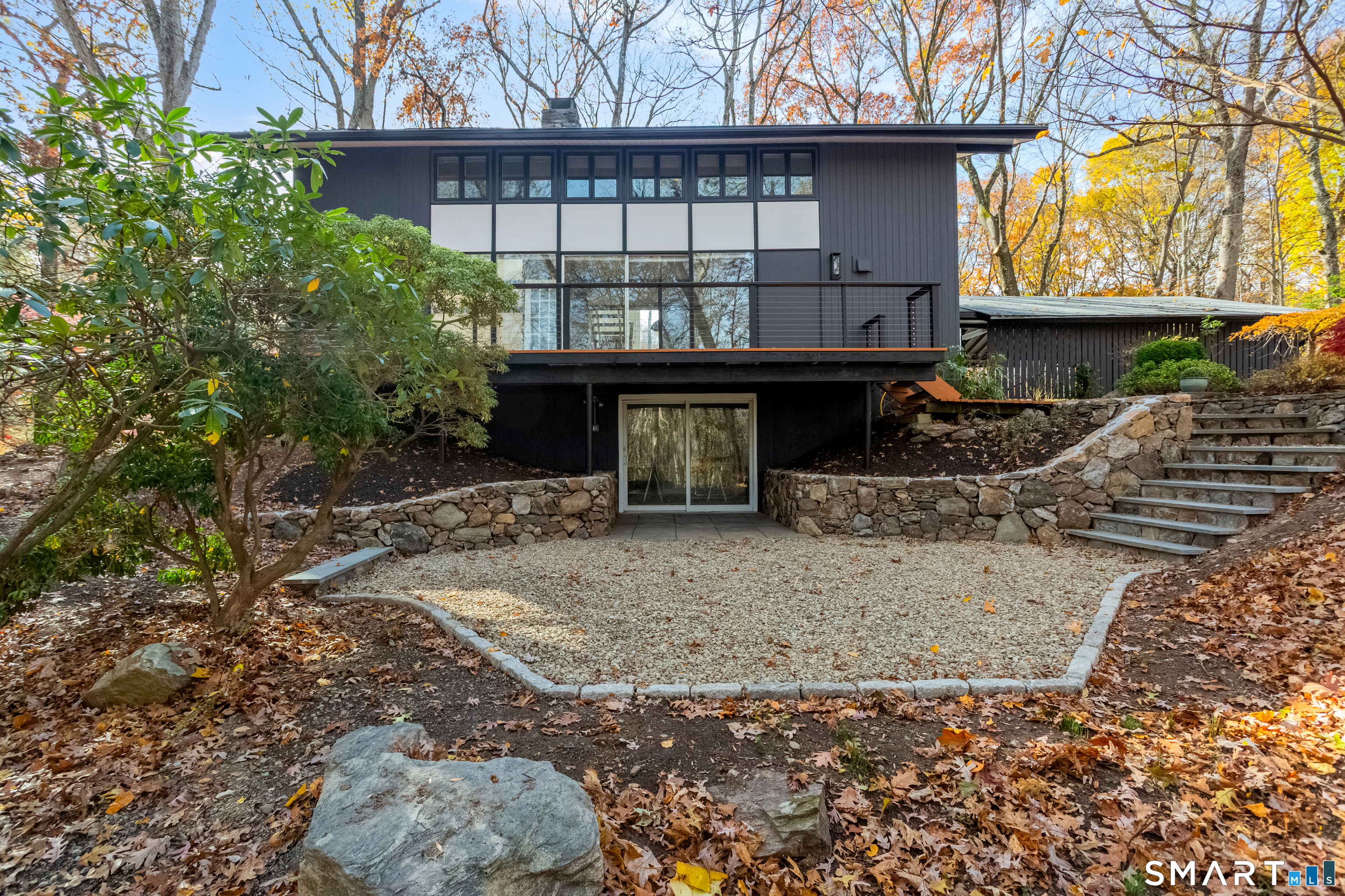 27 Hackberry Hill Road Weston, CT 06883 - Photo 3 of 39