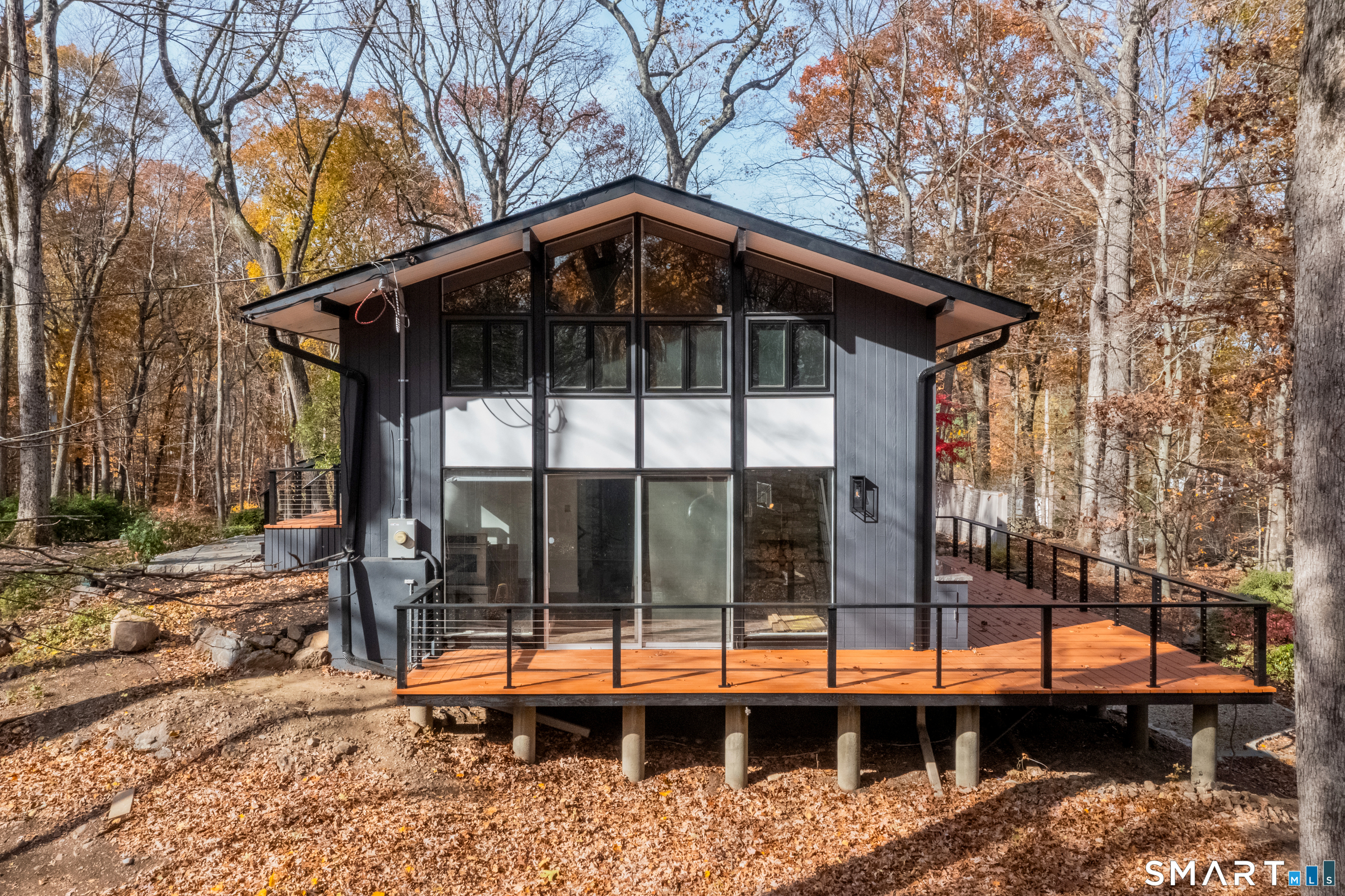 27 Hackberry Hill Road Weston, CT 06883 - Photo 4 of 39