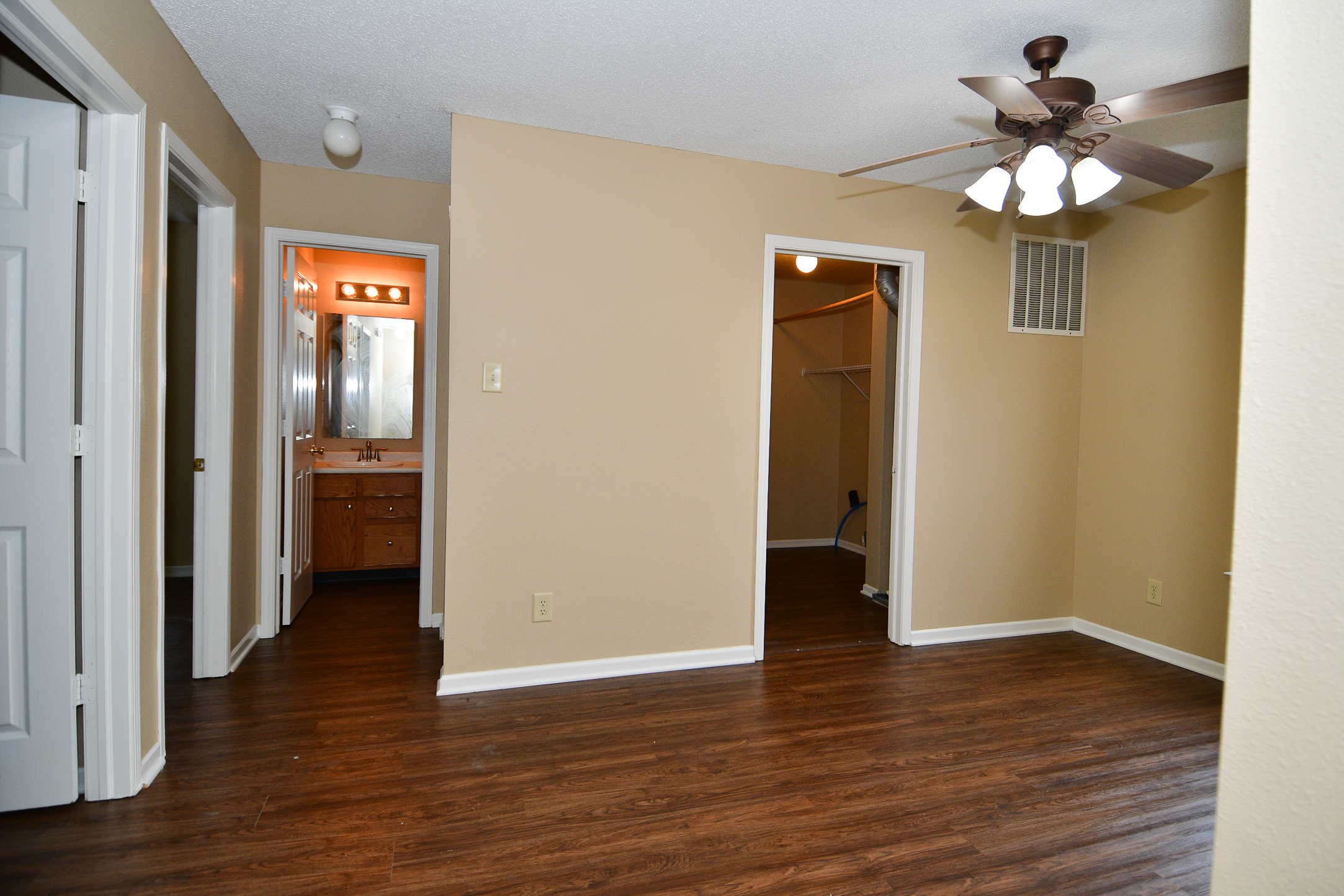 8930 Cardinal Flower Lane Indianapolis, IN 46231 - Photo 11 of 27