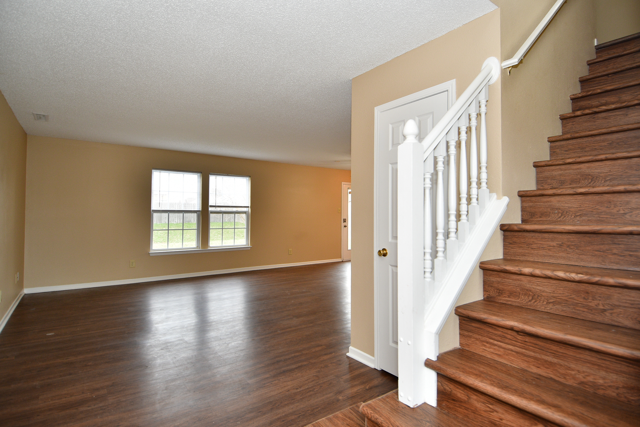 8930 Cardinal Flower Lane Indianapolis, IN 46231 - Photo 2 of 27