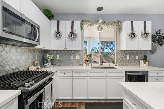 $849,800 | 7571 Clementine Drive, Eastvale, CA 92880