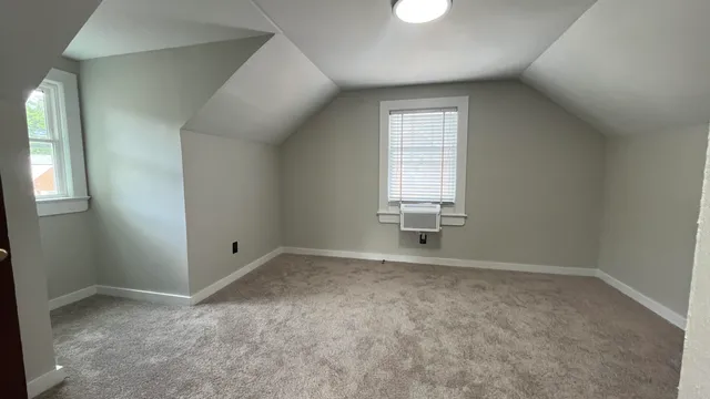 $1,795 | 3811 Sunrise Avenue Northwest, Roanoke, VA 24012