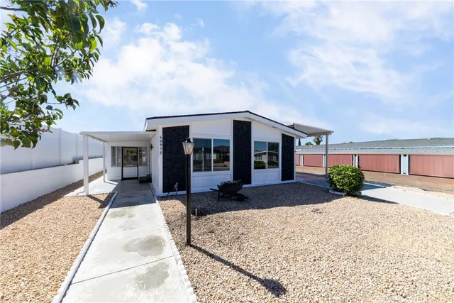 $279,999 | 40975 Laredo Trail, Cherry Valley, CA 92223