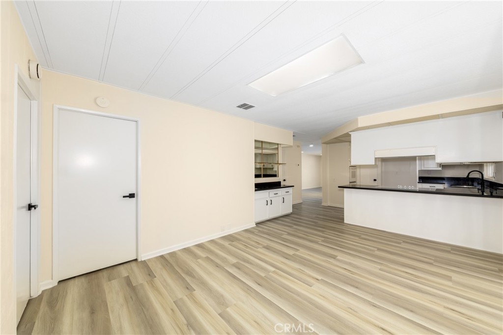 40975 Laredo Trail Cherry Valley, CA 92223 - Photo 21 of 34 a view of kitchen and utility room