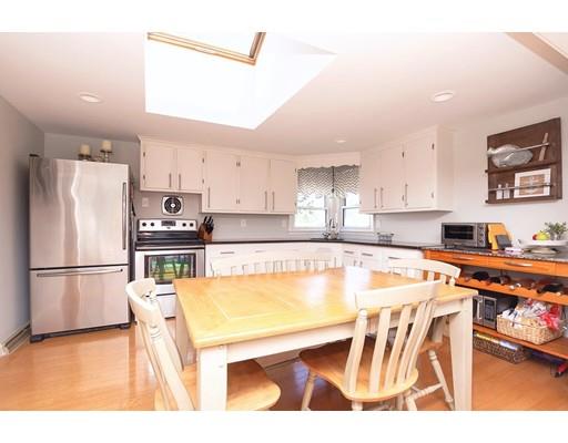9 Colonial Road Peabody, MA 01960 - Photo 4 of 12 Gallery Image 4