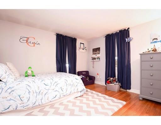 9 Colonial Road Peabody, MA 01960 - Photo 6 of 12 Gallery Image 6