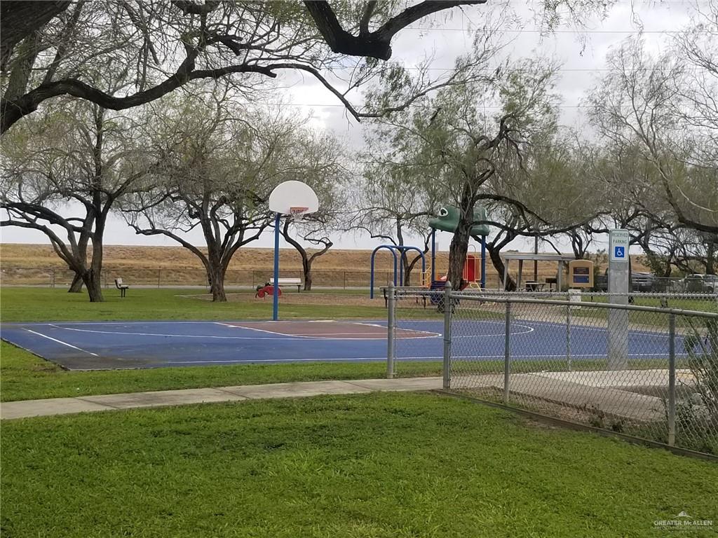 2617 Daytona Avenue McAllen, TX 78503 - Photo 17 of 17 a view of yard with green space