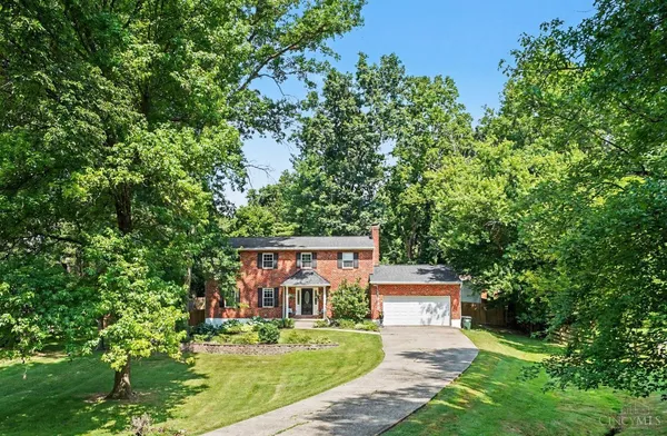 $445,000 | 1682 Foxwood Trail, Loveland, OH 45140