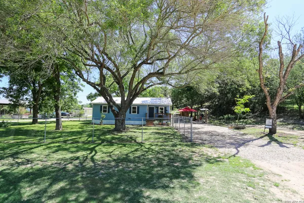 $245,000 | 124 Cove Drive, Pipe Creek, TX 78063