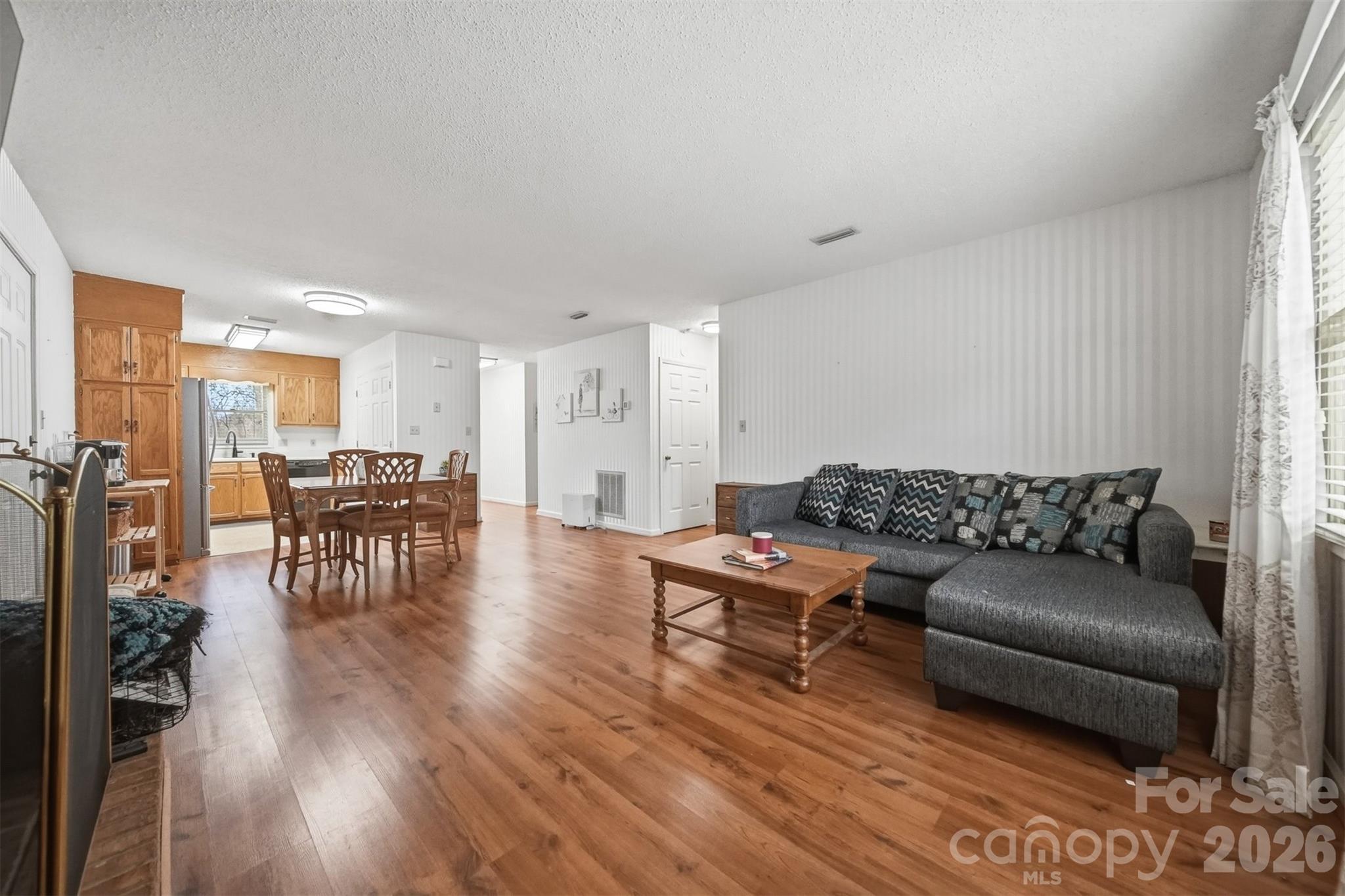 605 8th Avenue Southwest, Unit A1 Conover, NC 28613 - Photo 6 of 23