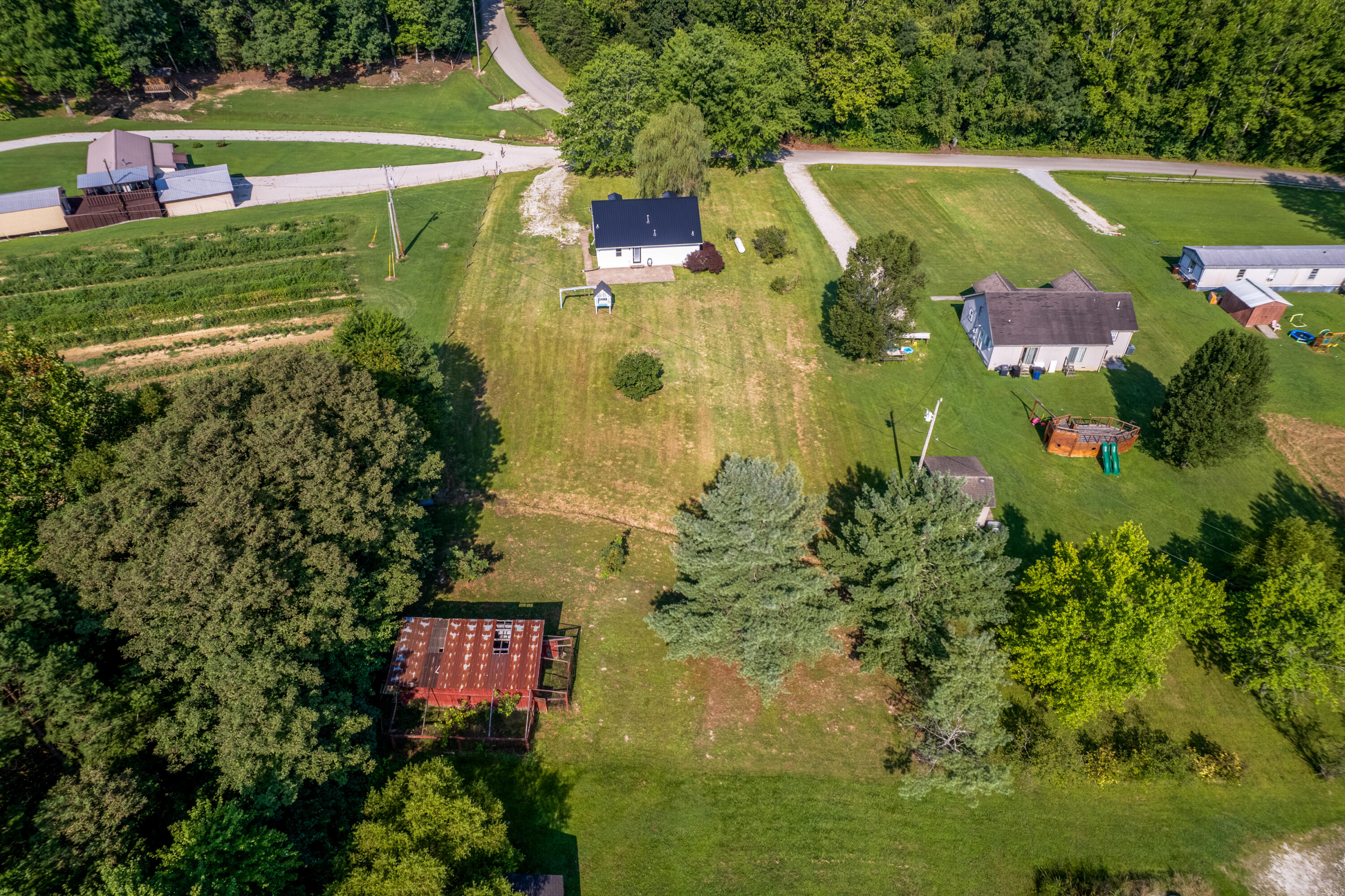 310 Lower Spruce Road Jeffersonville, KY 40337 - Photo 27 of 33 DJI_0166-HDR-Edit