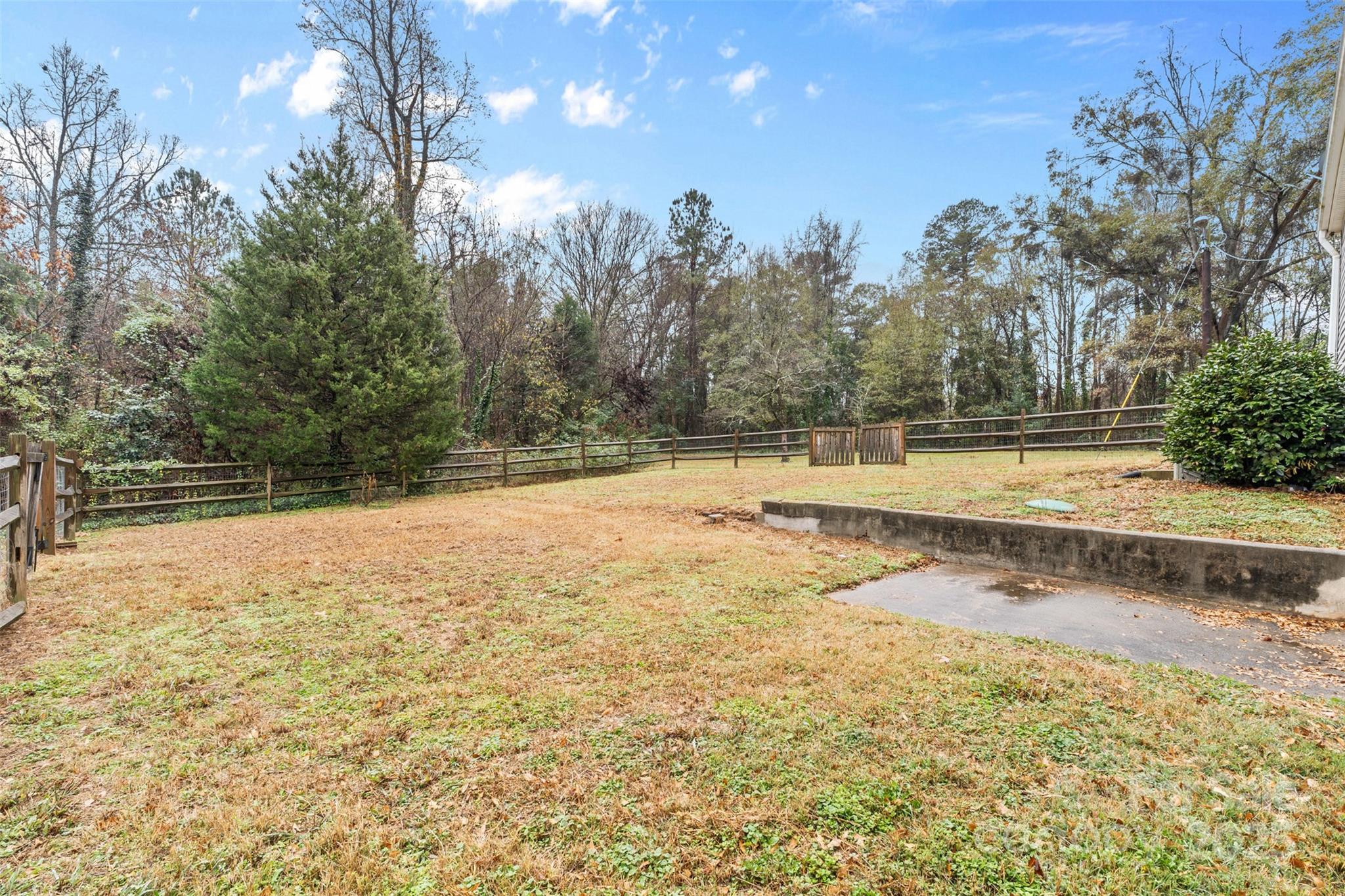 2430 Mt Holly-Huntersville Road Charlotte, NC 28214 - Photo 20 of 25