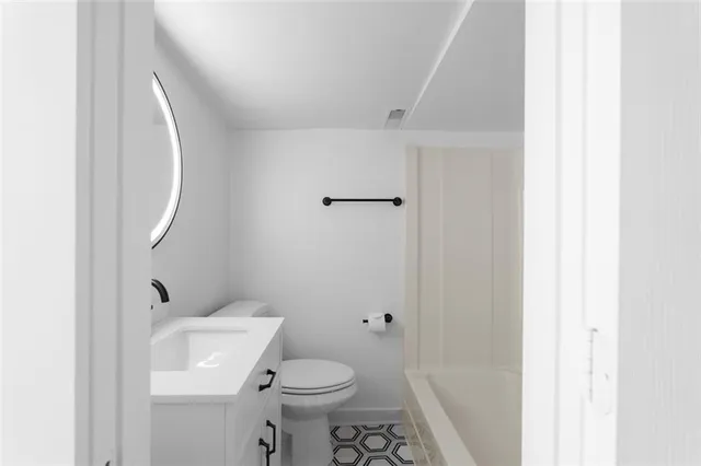 $3,200 | 833 Martina Drive Northeast, Atlanta, GA 30326