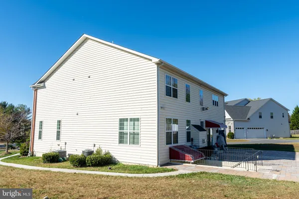 $1,650 | 21 Old Bonifant Road, Unit BASEMENT APARTMENT, Silver Spring, MD 20904