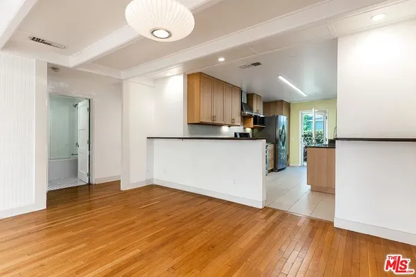 $7,850 | 721 Marine Street, Santa Monica, CA 90405