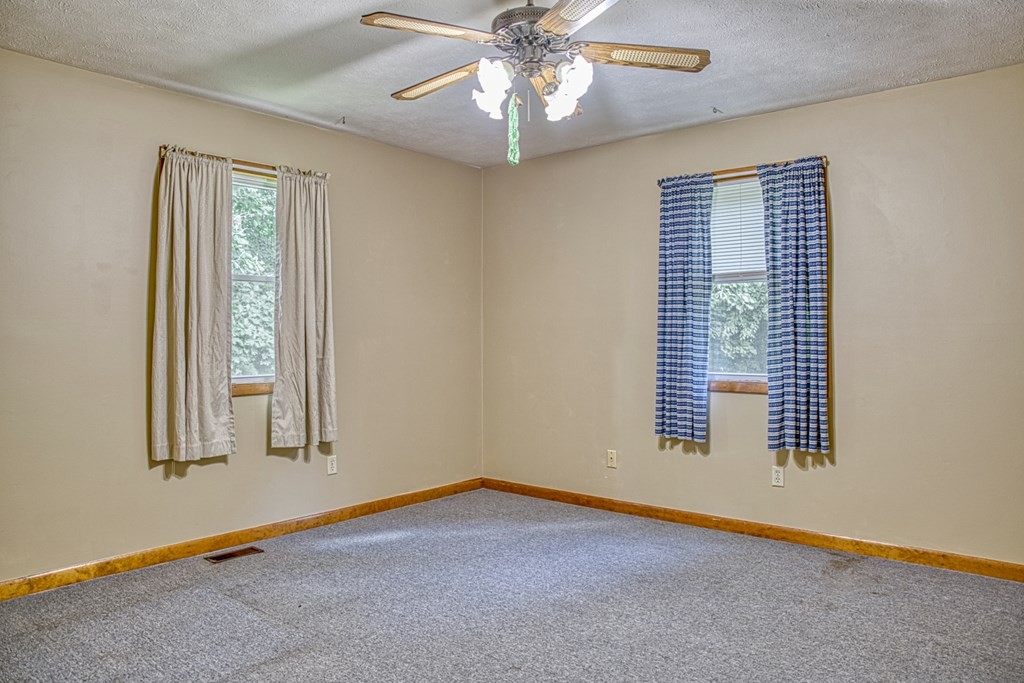 541 Bennett Road Sparta, TN 38583 - Photo 12 of 27 a view of an empty room with a window