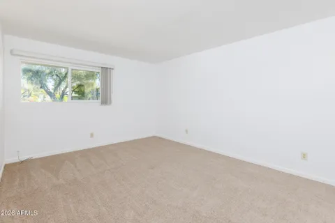 $320,000 | 5550 North 12th Street, Unit 8, Phoenix, AZ 85014