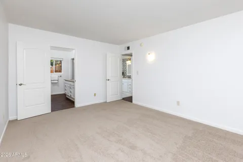 $320,000 | 5550 North 12th Street, Unit 8, Phoenix, AZ 85014