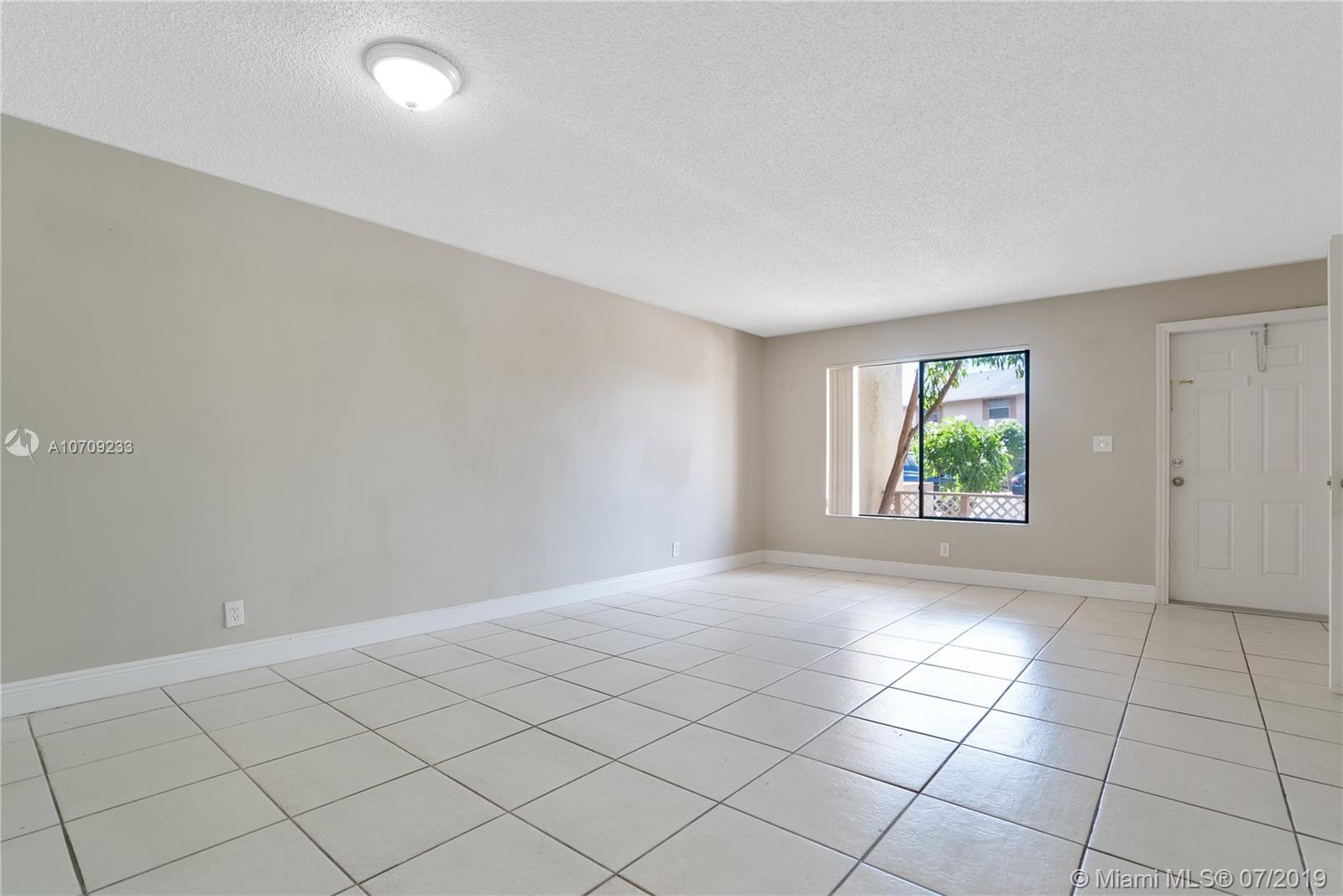 8311 Fairway Road Sunrise, FL 33351 - Photo 4 of 27 Gallery Image 4