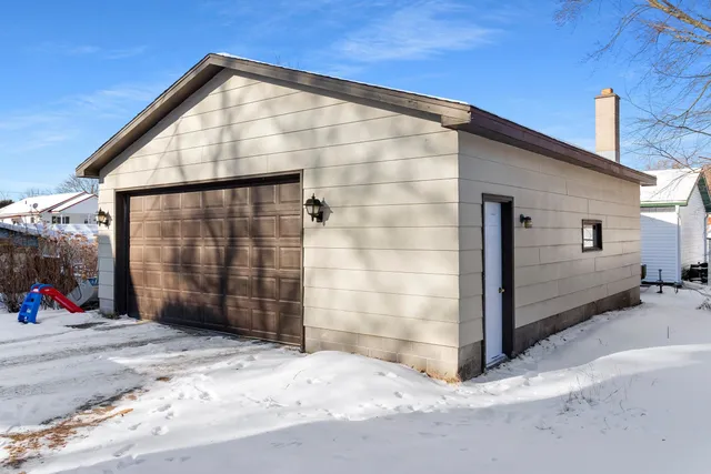 $235,000 | W7360 Anderson Avenue, Shawano, WI 54166