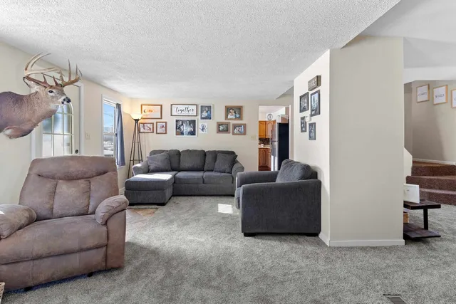 $235,000 | W7360 Anderson Avenue, Shawano, WI 54166