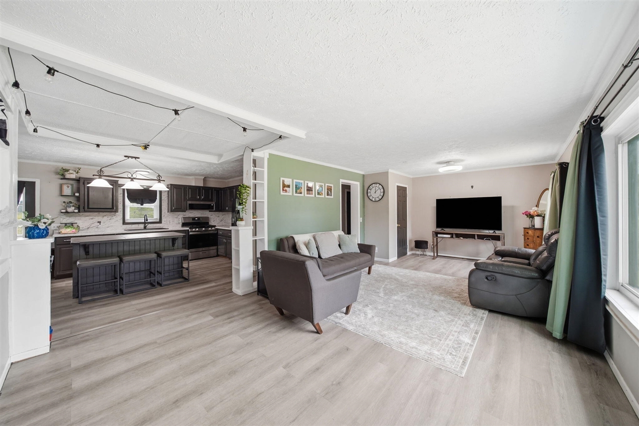 6463 Maple Lane Road Rives Junction, MI 49277 - Photo 7 of 38