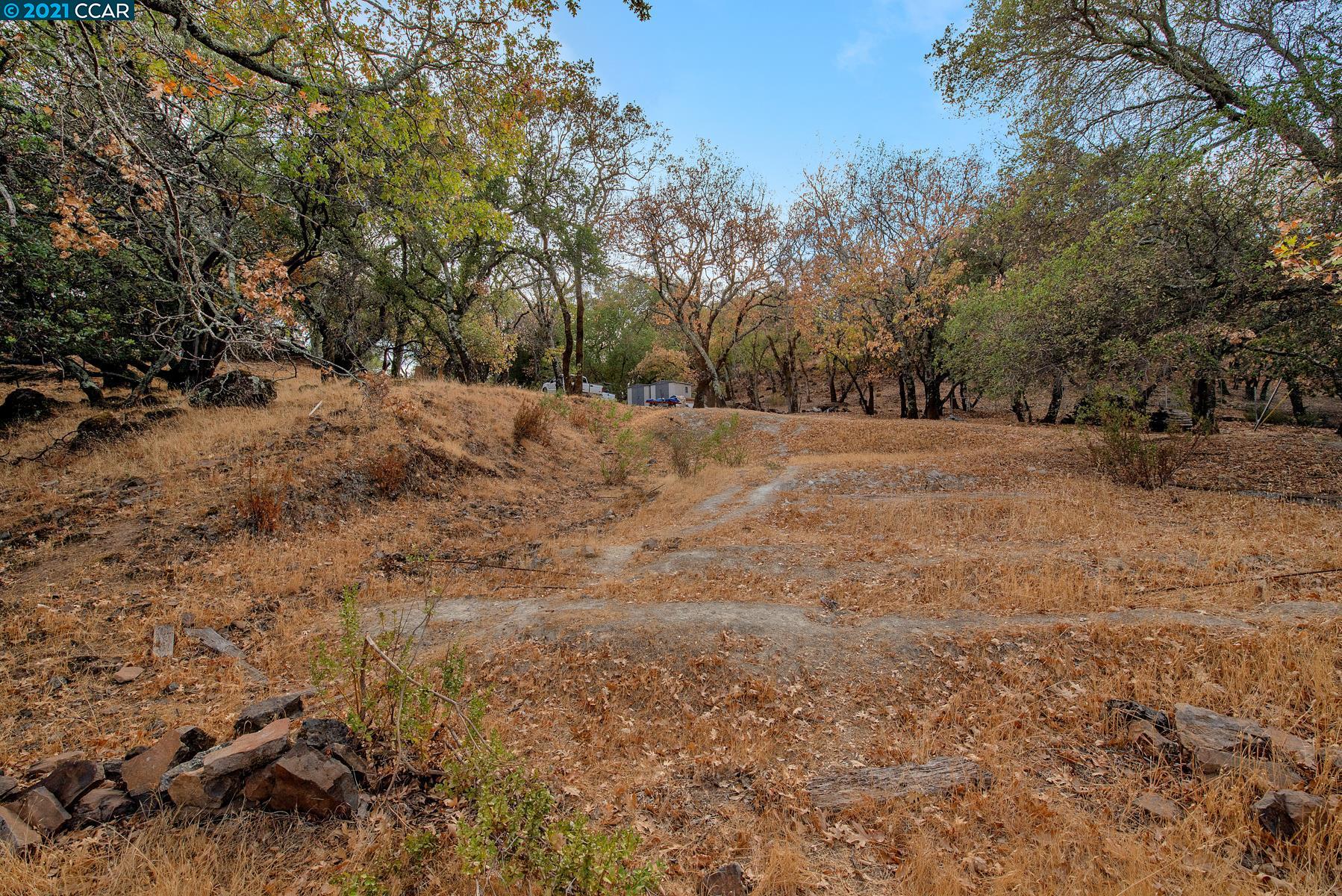1424 Rockville Road Fairfield, CA 94534 - Photo 18 of 28 a view of outdoor space and yard
