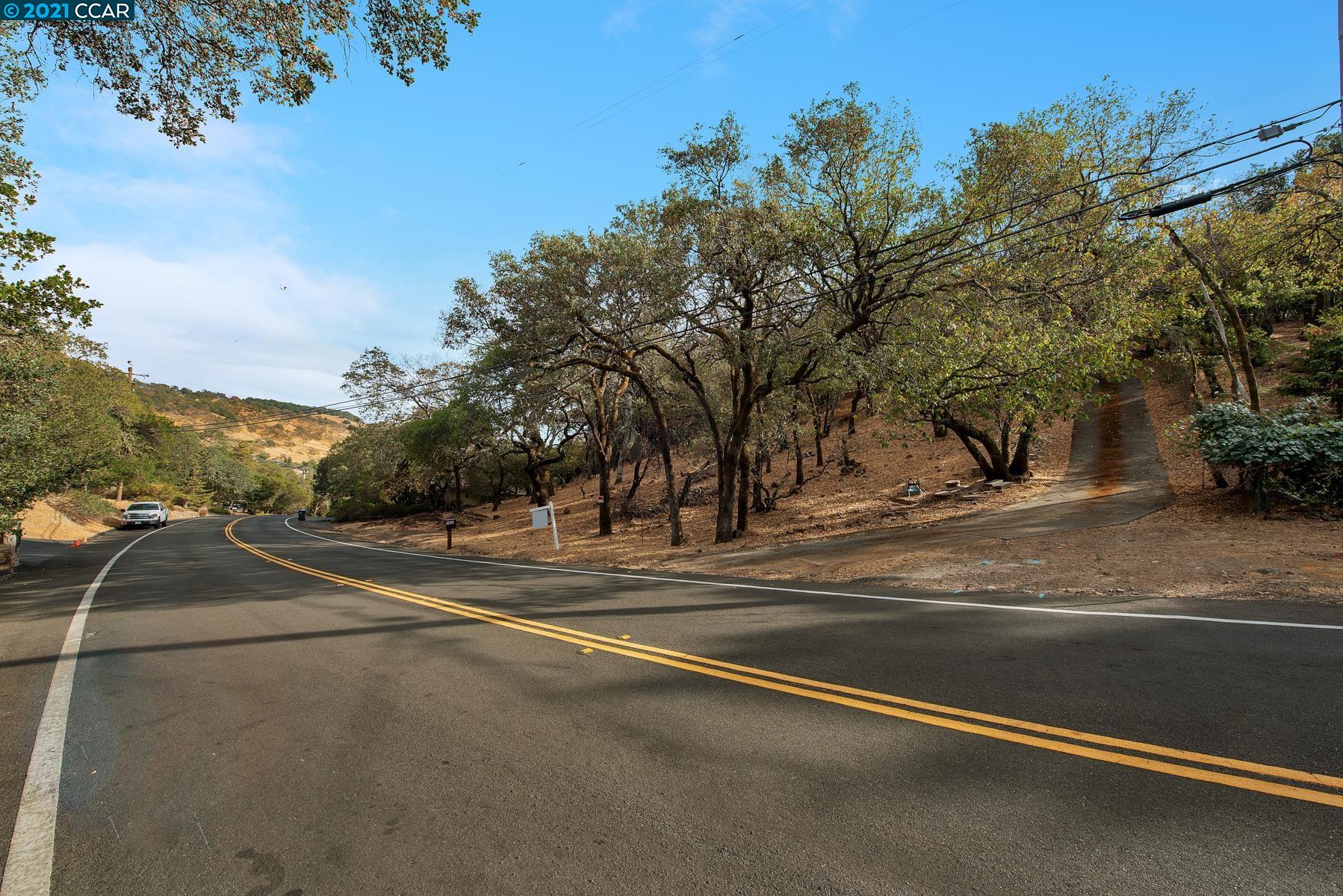 1424 Rockville Road Fairfield, CA 94534 - Photo 10 of 28 a view of a street with houses
