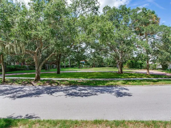 $5,200,000 | 5001 South Shore Crest Circle, Tampa, FL 33609