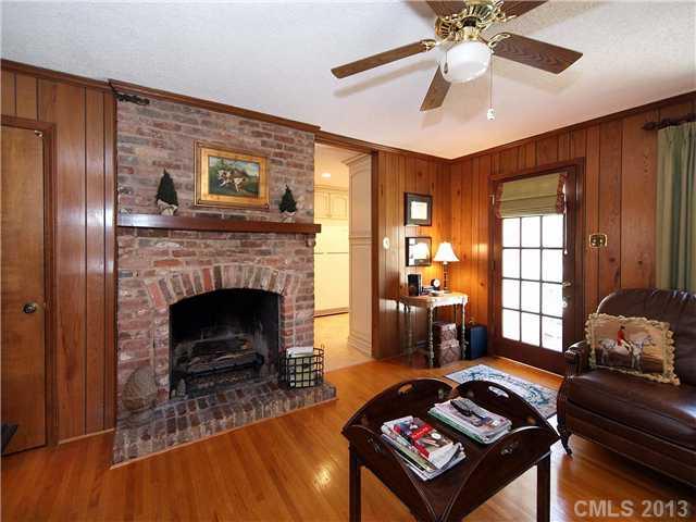 1125 Braeburn Road Charlotte, NC 28211 - Photo 9 of 16 Gallery Image 9