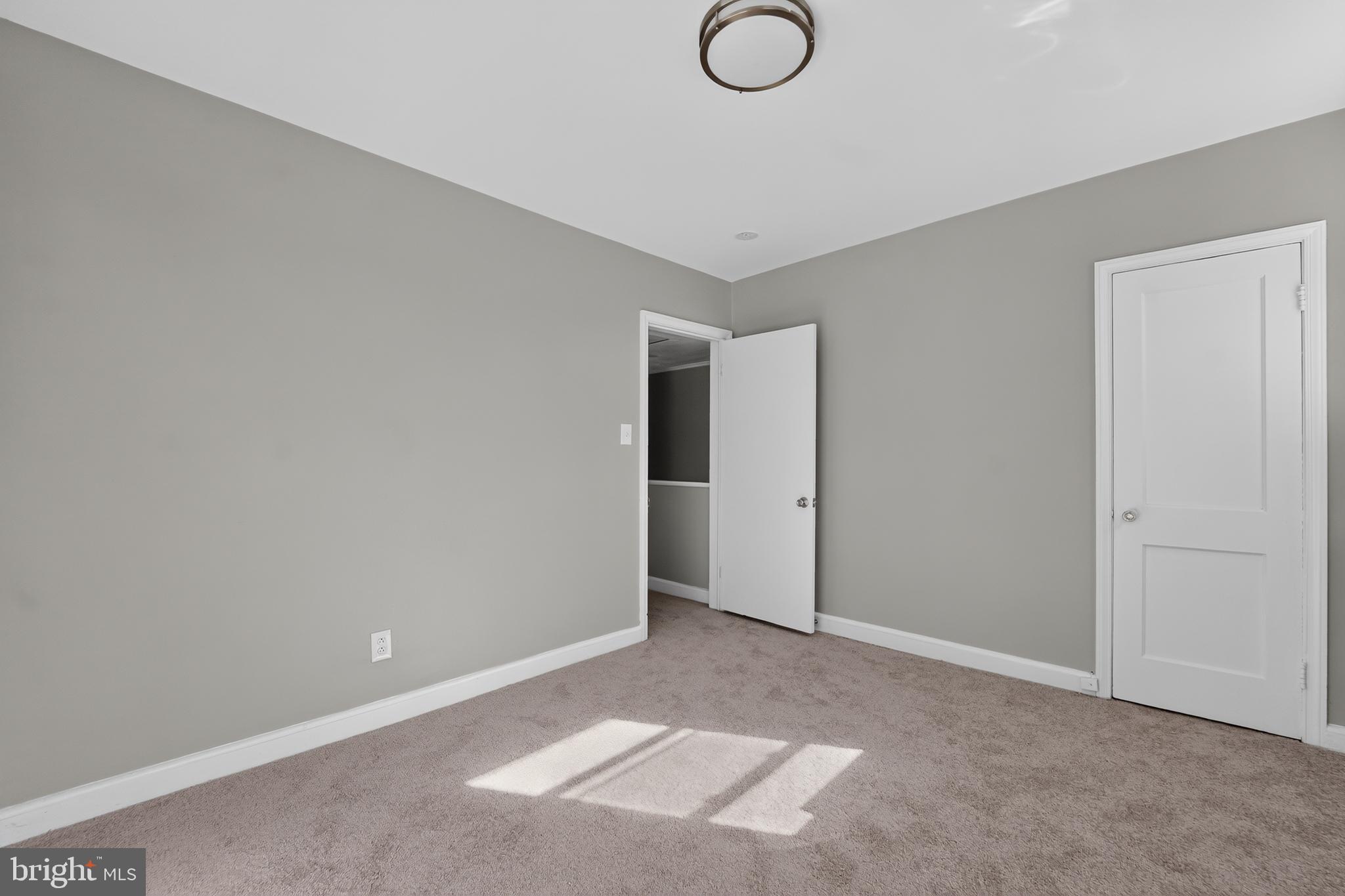 3720 Greenvale Road Baltimore, MD 21229 - Photo 14 of 28 Gallery Image 14