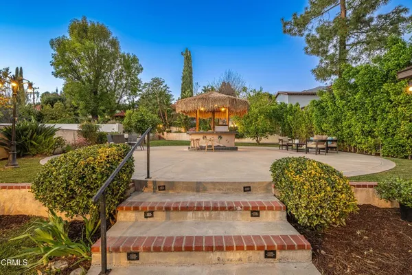 $1,995,000 | 3851 4th Avenue, Glendale, CA 91214