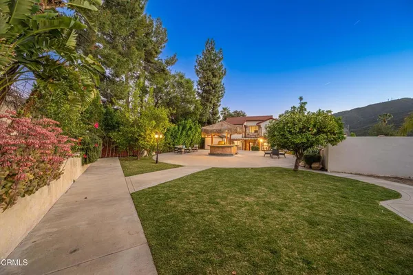 $1,995,000 | 3851 4th Avenue, Glendale, CA 91214