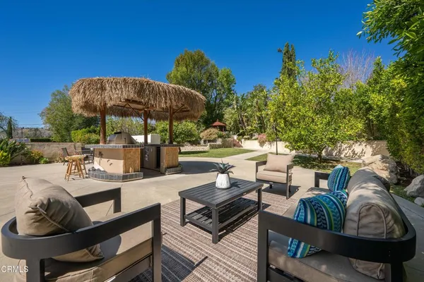 $1,995,000 | 3851 4th Avenue, Glendale, CA 91214