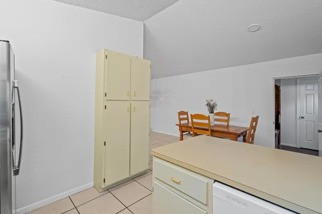 $310,000 | 53 Southeast Ontario Way, Stuart, FL 34997