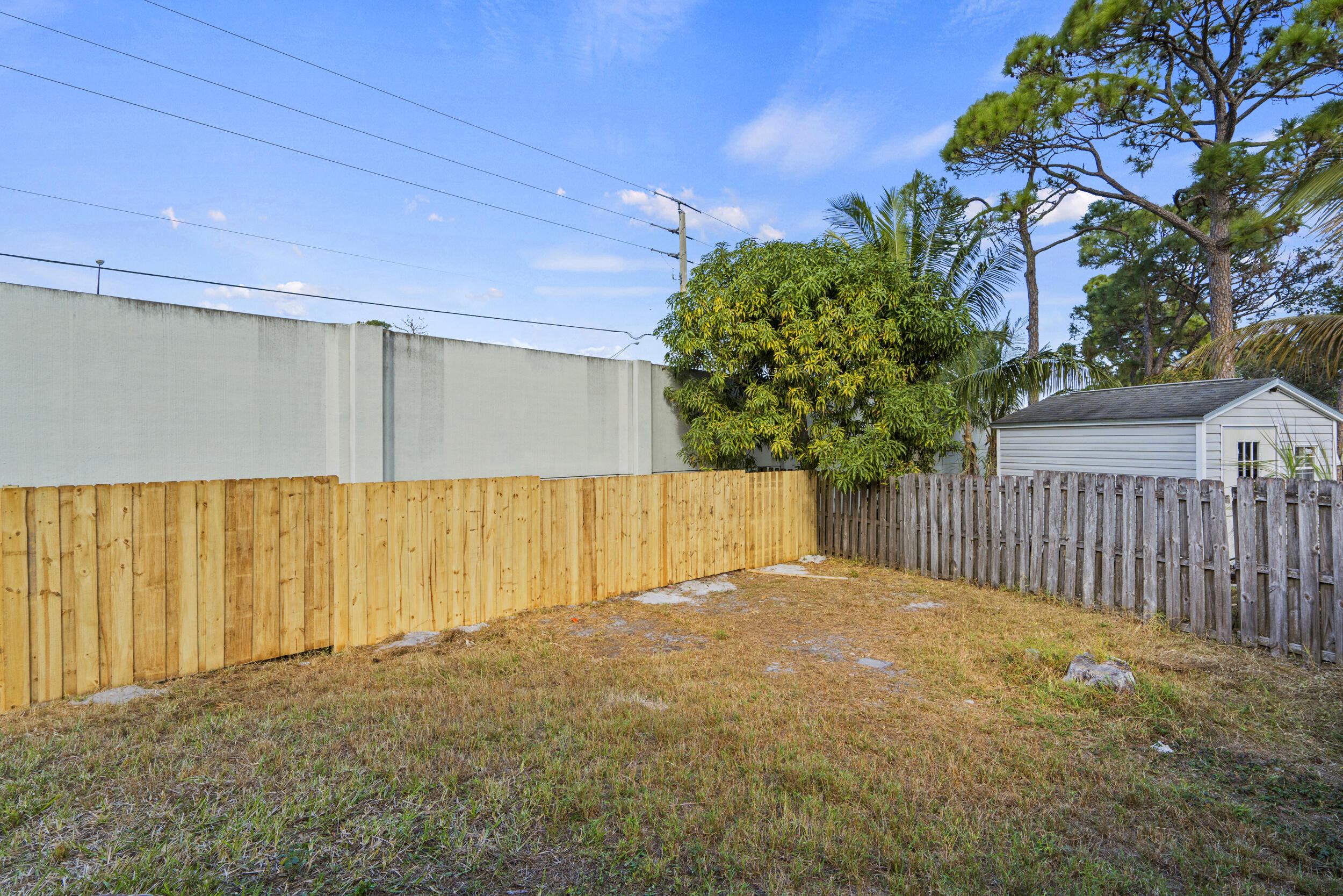 53 Southeast Ontario Way Stuart, FL 34997 - Photo 8 of 44 39_dsc07583